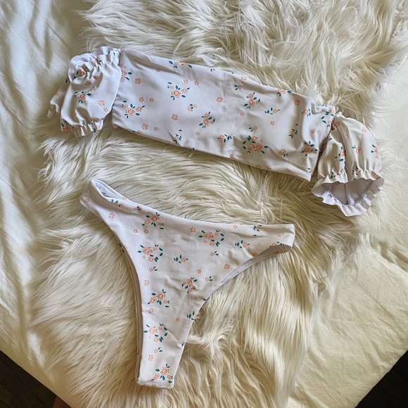 White Peach Floral Off Shoulder Ruffle Bikini - Picture 7 of 13